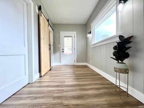 Tiny photo for 1414 R Street, Bedford, IN 47421 (MLS # 202545488)