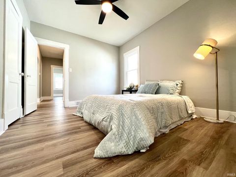 Tiny photo for 1414 R Street, Bedford, IN 47421 (MLS # 202545488)