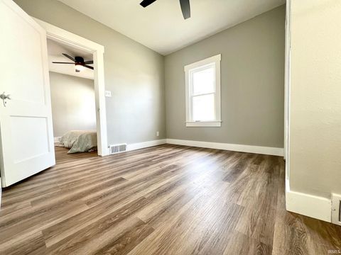 Tiny photo for 1414 R Street, Bedford, IN 47421 (MLS # 202545488)