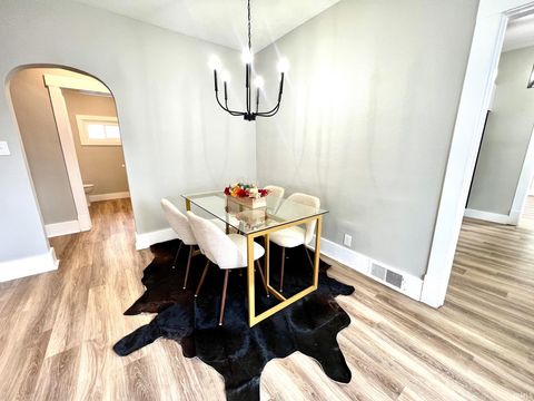 Tiny photo for 1414 R Street, Bedford, IN 47421 (MLS # 202545488)