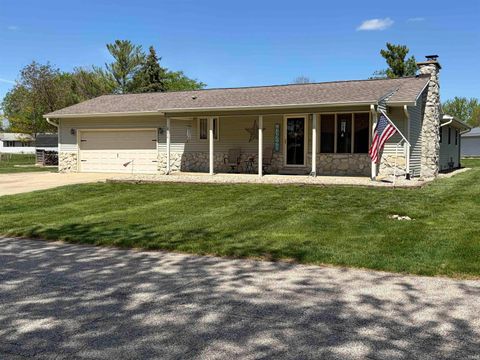 Photo of 2274 W Maple Drive, Peru, IN 46970 (MLS # 202614195)