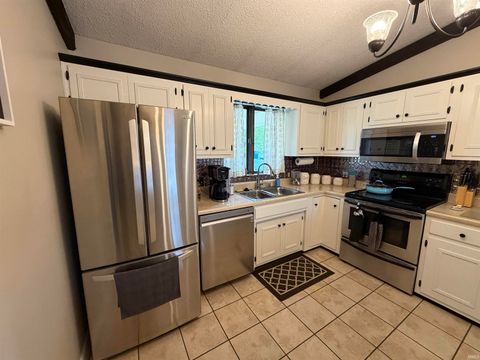 Tiny photo for 2274 W Maple Drive, Peru, IN 46970 (MLS # 202614195)