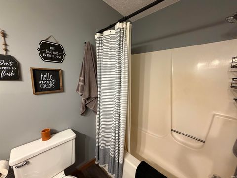 Tiny photo for 2274 W Maple Drive, Peru, IN 46970 (MLS # 202614195)