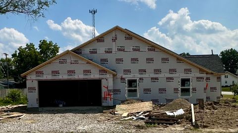 Tiny photo for 114 N Plank Street, Rossville, IN 46065 (MLS # 202532560)