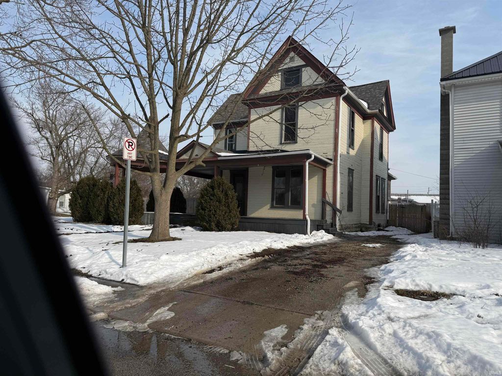 Photo of 207 S Washington Street, Montpelier, IN 47359 (MLS # 202607713)