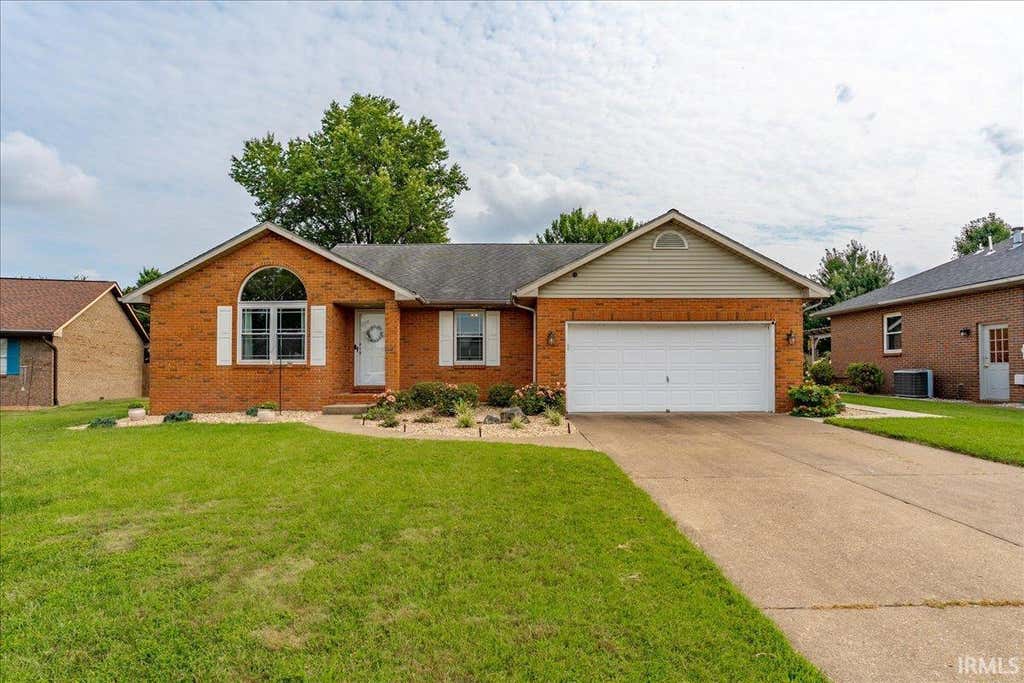 Photo of 2919 Woodside Court, Evansville, IN 47711 (MLS # 202630553)