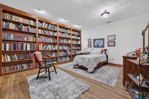 Tiny photo for 621 KNOLLWOOD Lane, Greentown, IN 46936 (MLS # 202624604)