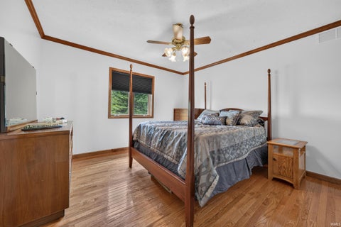 Tiny photo for 621 KNOLLWOOD Lane, Greentown, IN 46936 (MLS # 202624604)