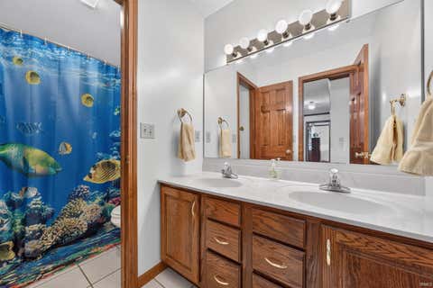 Tiny photo for 621 KNOLLWOOD Lane, Greentown, IN 46936 (MLS # 202624604)