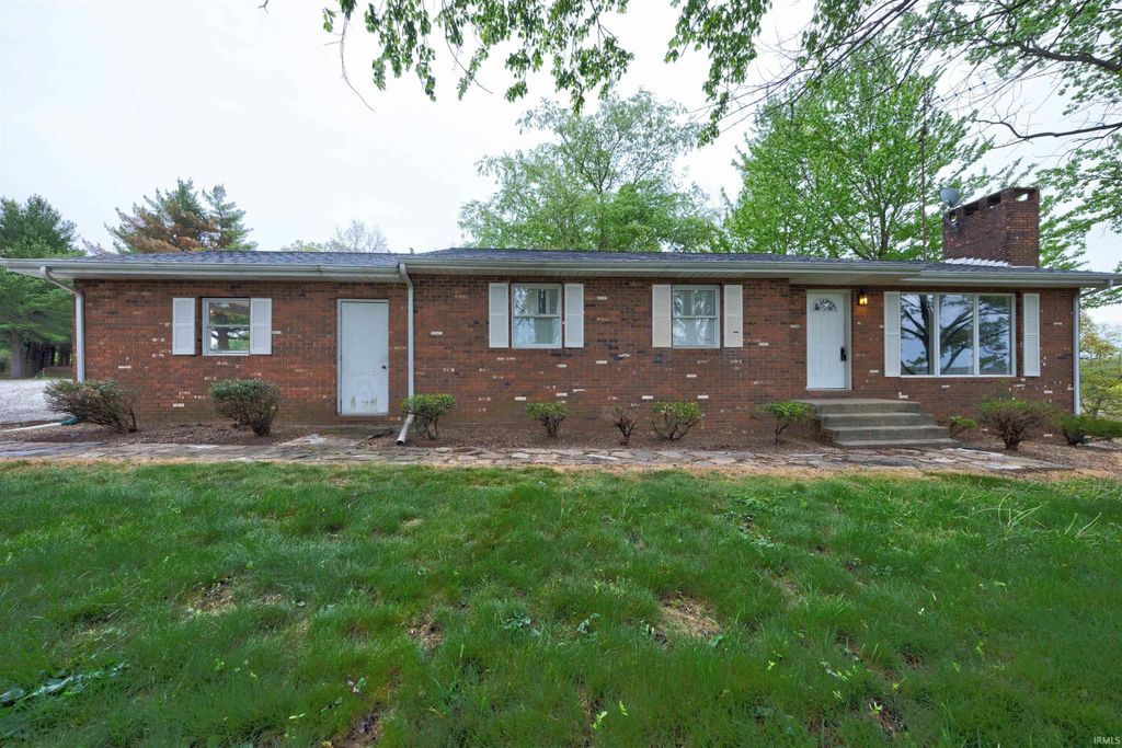 Photo of 2674 W 750 S, Huntingburg, IN 47542 (MLS # 202614011)