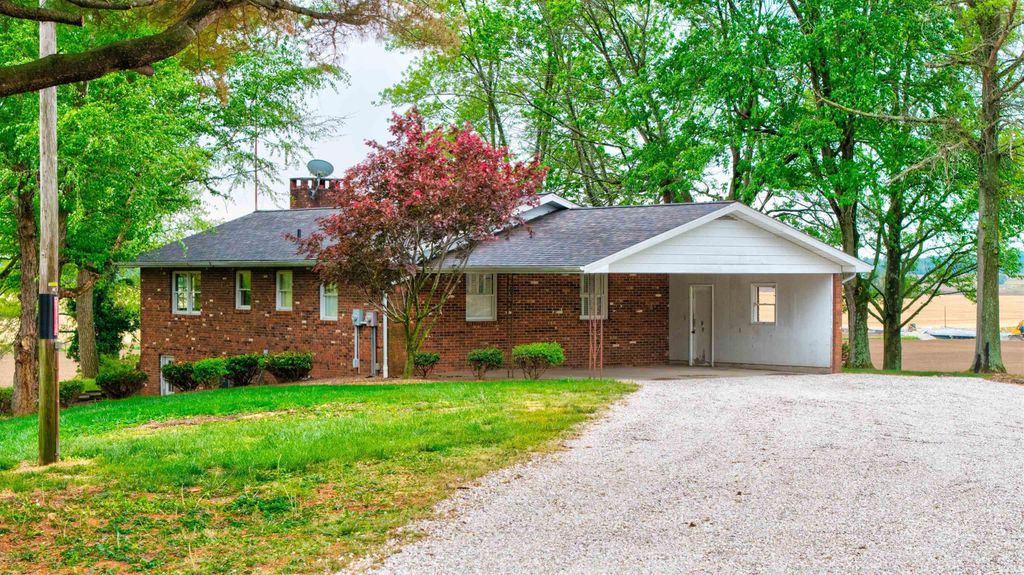 Photo of 2674 W 750 S, Huntingburg, IN 47542 (MLS # 202614011)