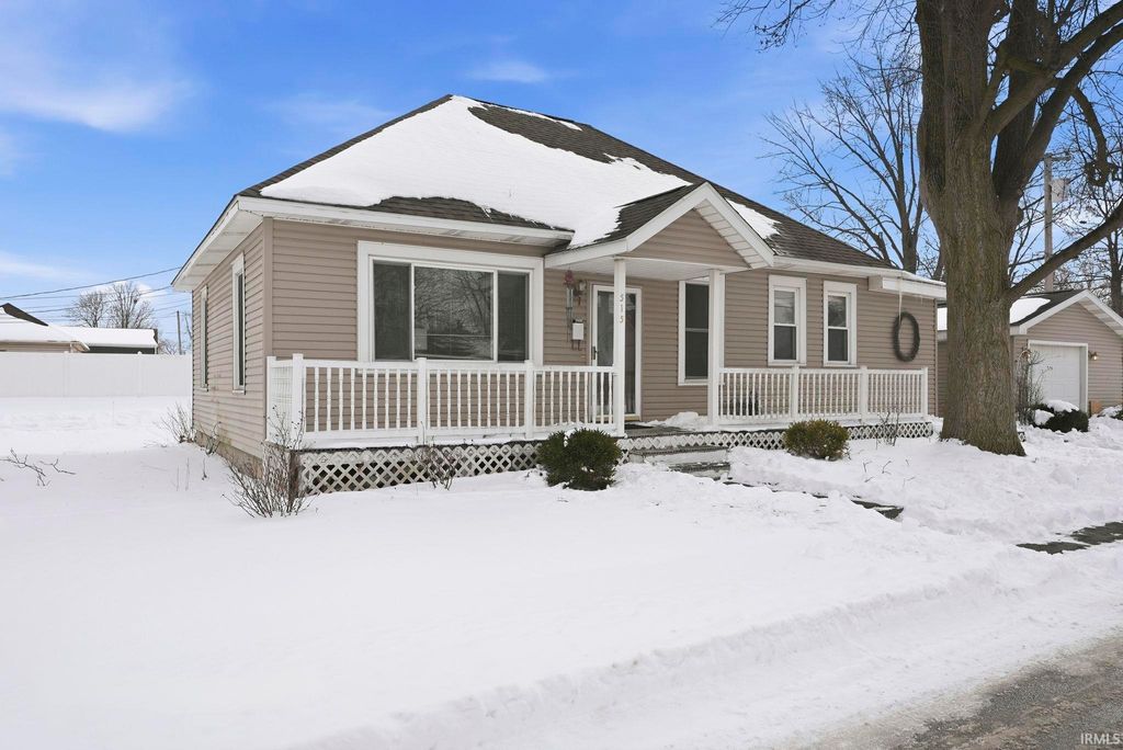 Photo of 515 S Bennett Street, Bluffton, IN 46714 (MLS # 202603803)