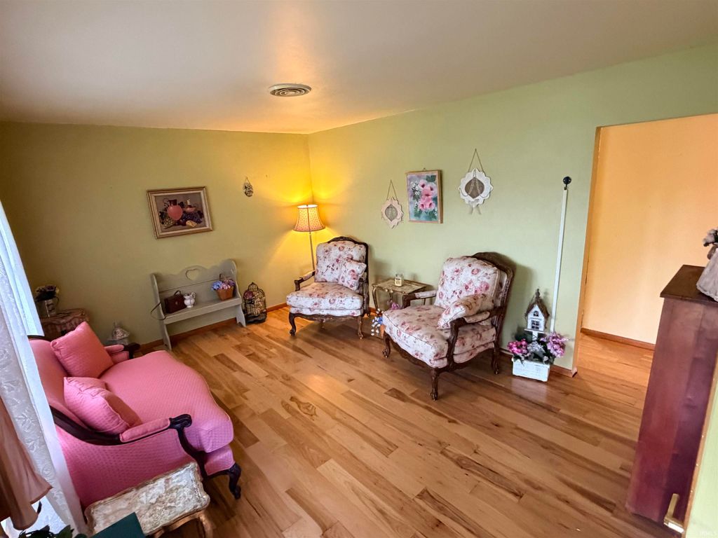 Photo of 722 E North H Street, Gas City, IN 46933 (MLS # 202616331)