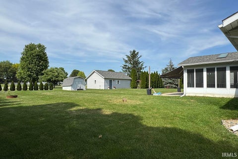 Tiny photo for 11521 County Road 24, Middlebury, IN 46540 (MLS # 202621716)