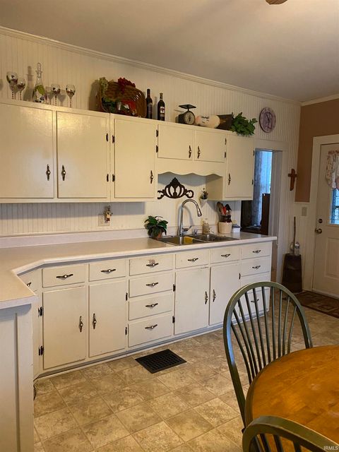 Tiny photo for 2412 E Broadway Street, Denver, IN 46926 (MLS # 202611067)