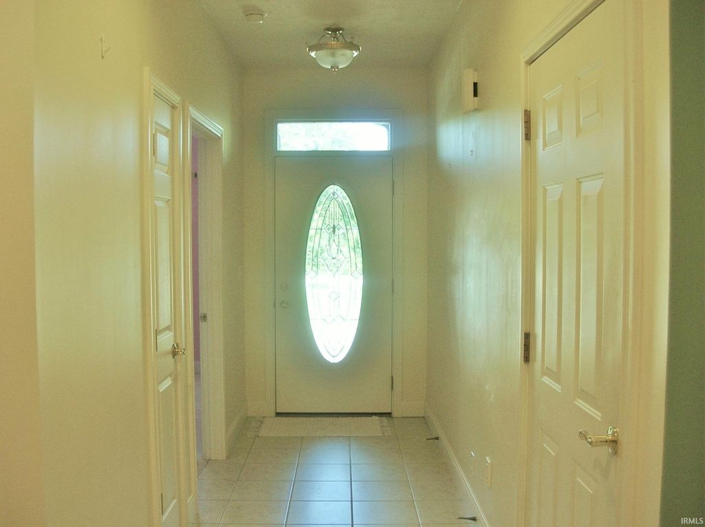 Photo of 2901 Betsy Court, Evansville, IN 47720 (MLS # 202539861)