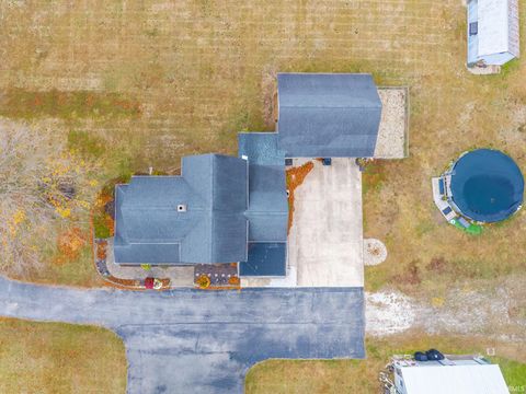 Tiny photo for 1878 E State Road 16 Road, Denver, IN 46926 (MLS # 202543031)