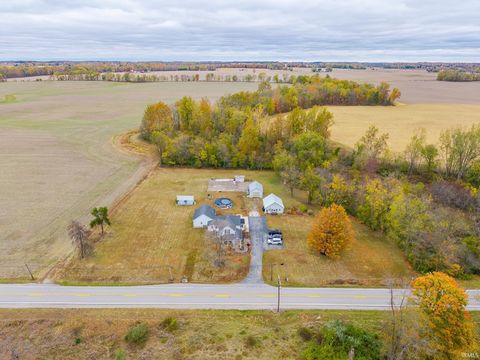 Tiny photo for 1878 E State Road 16 Road, Denver, IN 46926 (MLS # 202543031)