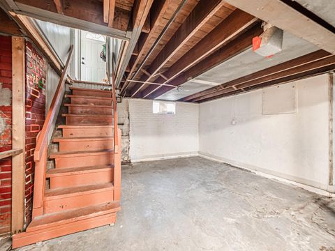 Tiny photo for 501 S Kerth Avenue, Evansville, IN 47714 (MLS # 202604606)