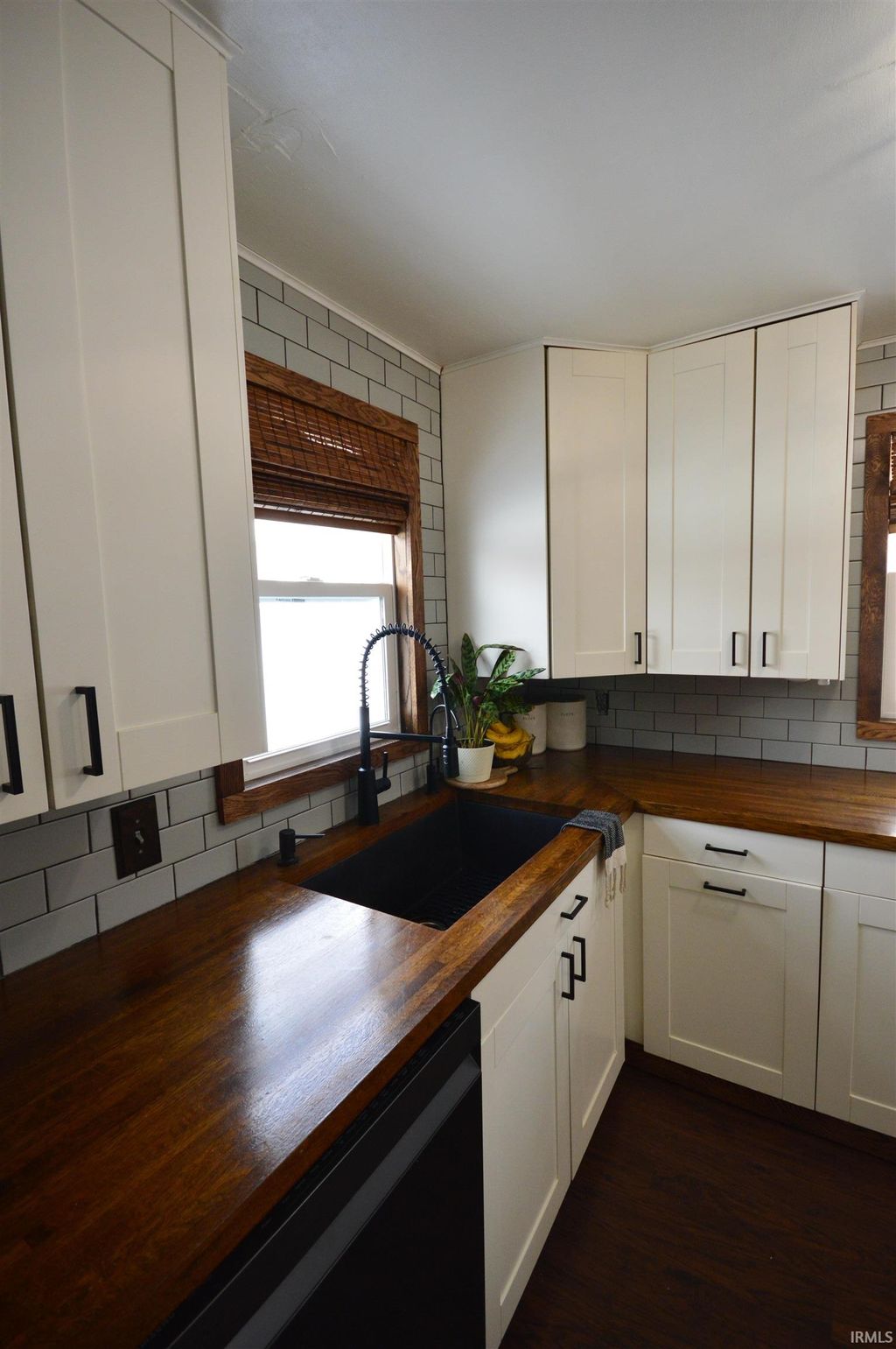 Photo of 54335 Maple Lane Avenue, South Bend, IN 46635 (MLS # 202602547)