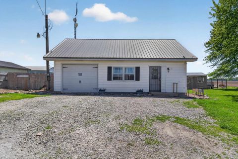 Tiny photo for 8742 N State Road 25, Twelve Mile, IN 46988 (MLS # 202617831)