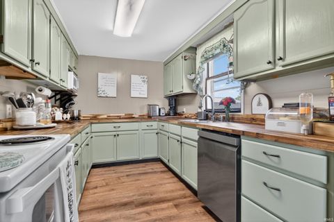 Tiny photo for 8742 N State Road 25, Twelve Mile, IN 46988 (MLS # 202617831)