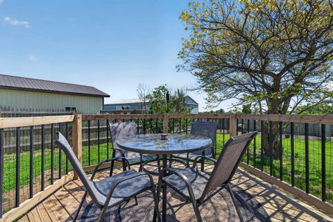 Tiny photo for 8742 N State Road 25, Twelve Mile, IN 46988 (MLS # 202617831)