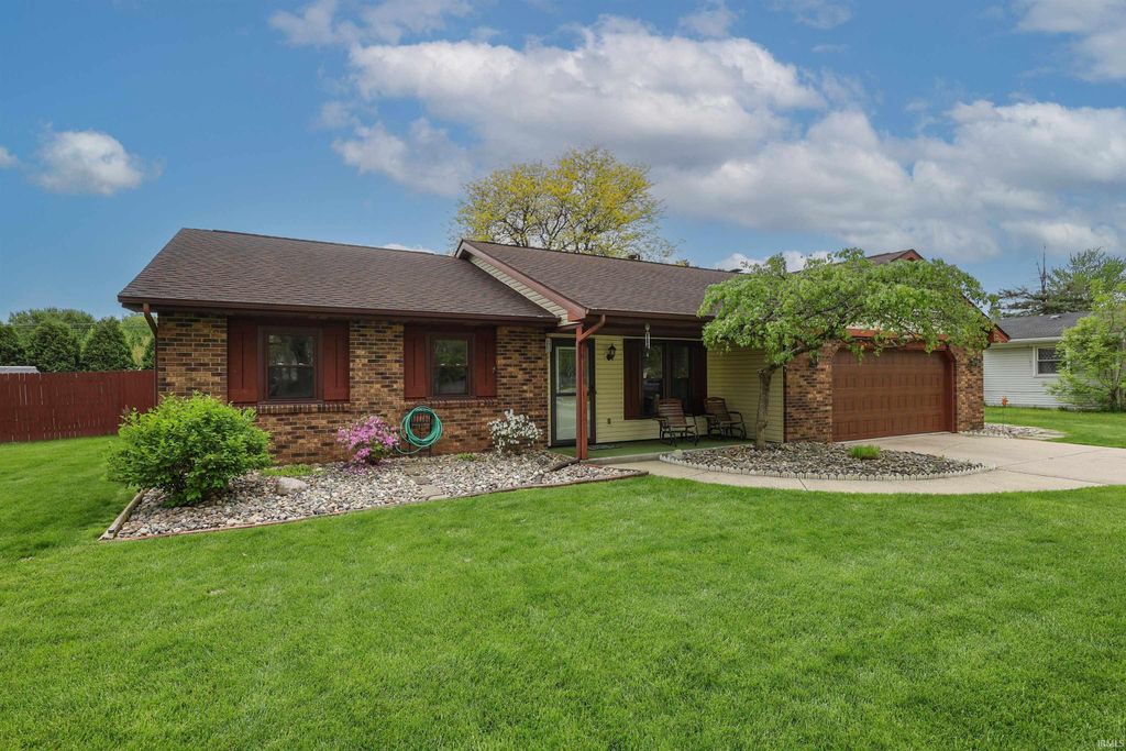 Photo of 1205 Ludwig Park Drive, Fort Wayne, IN 46825 (MLS # 202615763)