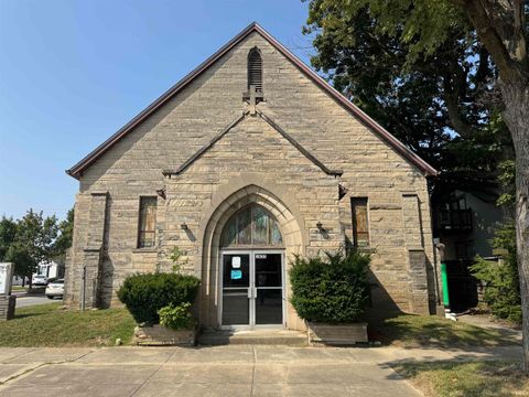 Photo of 1435 S Armstrong Street, Kokomo, IN 46902 (MLS # 202535856)