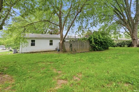 Tiny photo for 3029 FIELD Drive, Kokomo, IN 46902 (MLS # 202615164)