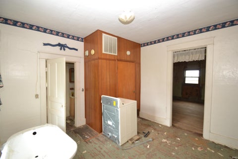 Tiny photo for 1606 N County Road 1350, Kempton, IN 46049 (MLS # 202638000)