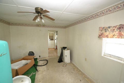 Tiny photo for 1606 N County Road 1350, Kempton, IN 46049 (MLS # 202638000)