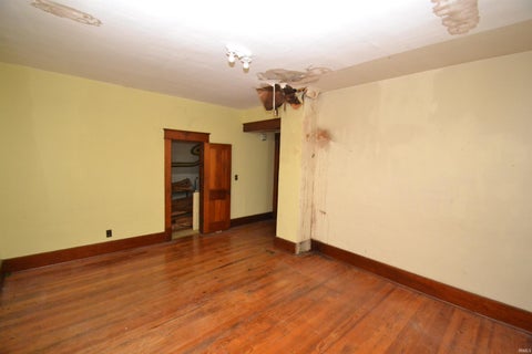 Tiny photo for 1606 N County Road 1350, Kempton, IN 46049 (MLS # 202638000)