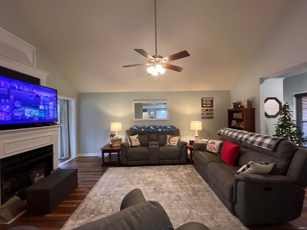 Photo of 9022 Jillian Court, Evansville, IN 47712 (MLS # 202549729)