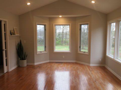 Tiny photo for 7511 Meadow Lane, Newburgh, IN 47630 (MLS # 202611717)