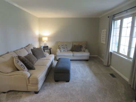 Tiny photo for 7511 Meadow Lane, Newburgh, IN 47630 (MLS # 202611717)