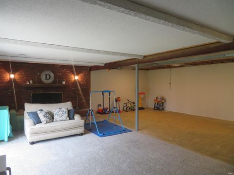 Tiny photo for 7511 Meadow Lane, Newburgh, IN 47630 (MLS # 202611717)