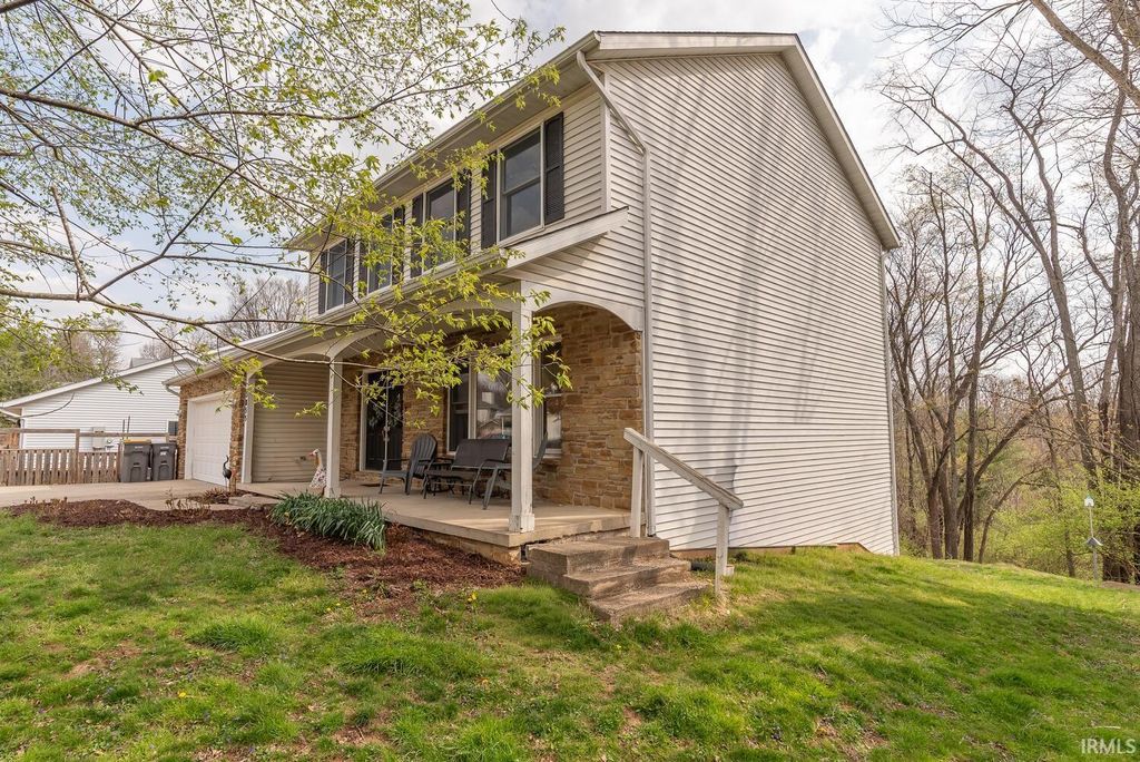 Photo of 3855 S Bainbridge Drive, Bloomington, IN 47401 (MLS # 202611191)