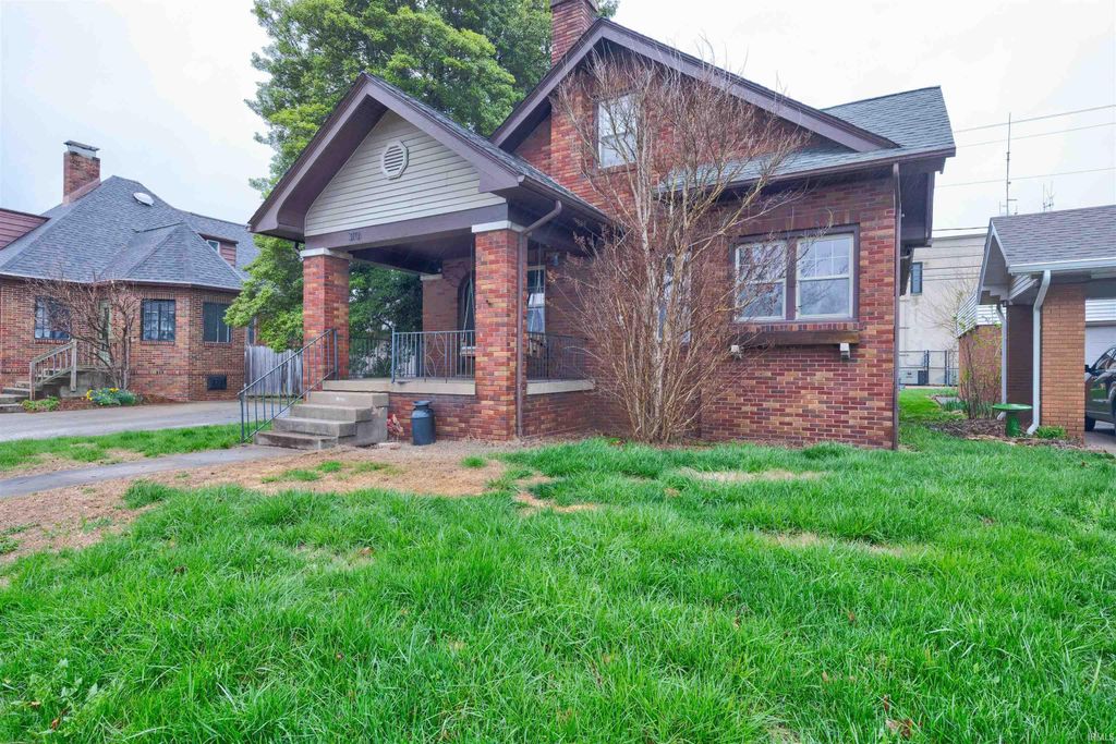 Photo of 310 E 5th Street, Jasper, IN 47546 (MLS # 202608476)