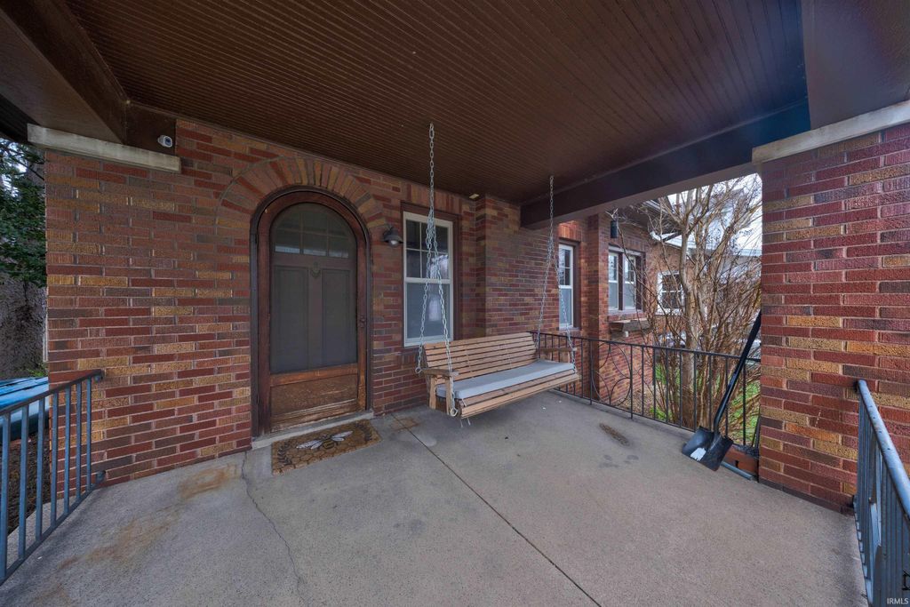 Photo of 310 E 5th Street, Jasper, IN 47546 (MLS # 202608476)