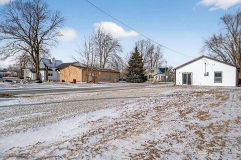 Tiny photo for 1119 W JACKSON Street, Kokomo, IN 46901 (MLS # 202602159)
