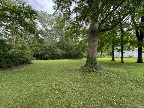 Tiny photo for 963 Eva Lane, Upland, IN 46989 (MLS # 202625417)