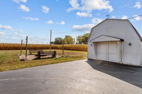 Tiny photo for 5135 W 100 N, Kokomo, IN 46901 (MLS # 202539120)