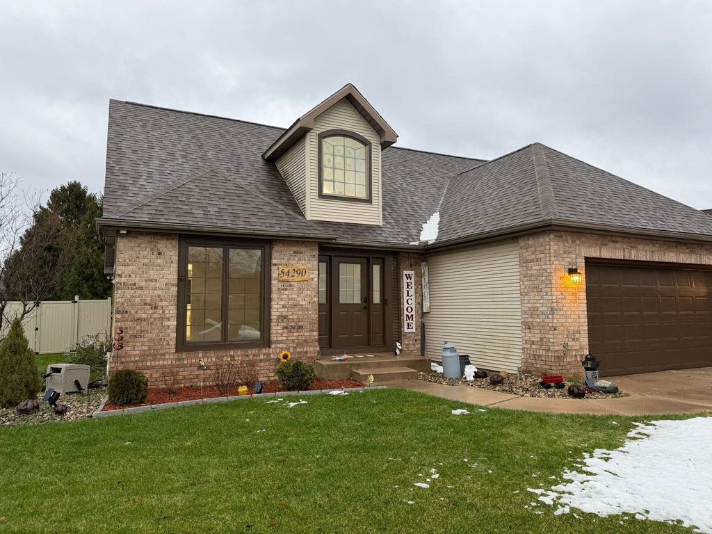 Photo of 54290 Pebblestone Lane, Elkhart, IN 46514 (MLS # 202549524)