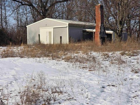 Tiny photo for 840 W 450 S Road, North Judson, IN 46366 (MLS # 202605642)