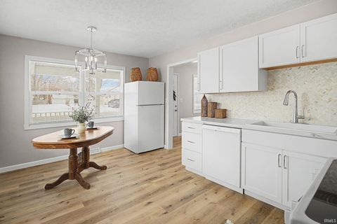 Tiny photo for 2211 N 24th Street, Lafayette, IN 47904 (MLS # 202603644)