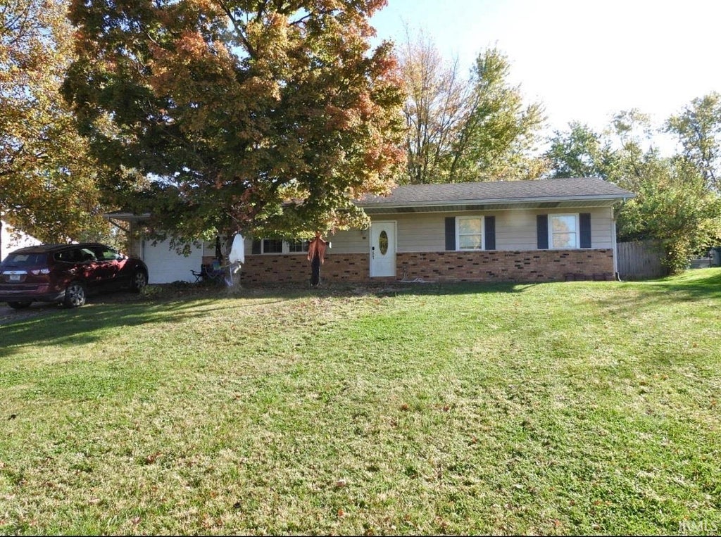 Photo of 230 Hillside Drive, Hartford City, IN 47348 (MLS # 202644188)