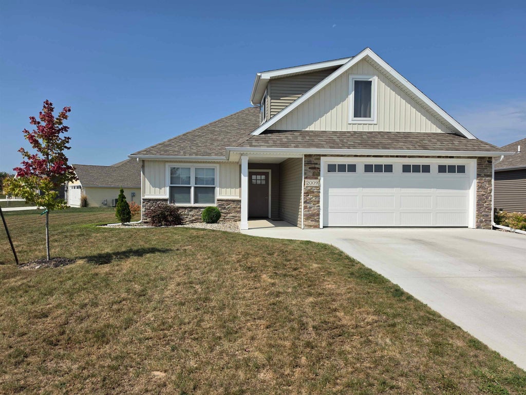 Photo of 2009 Linchel Court, Angola, IN 46703 (MLS # 202636571)