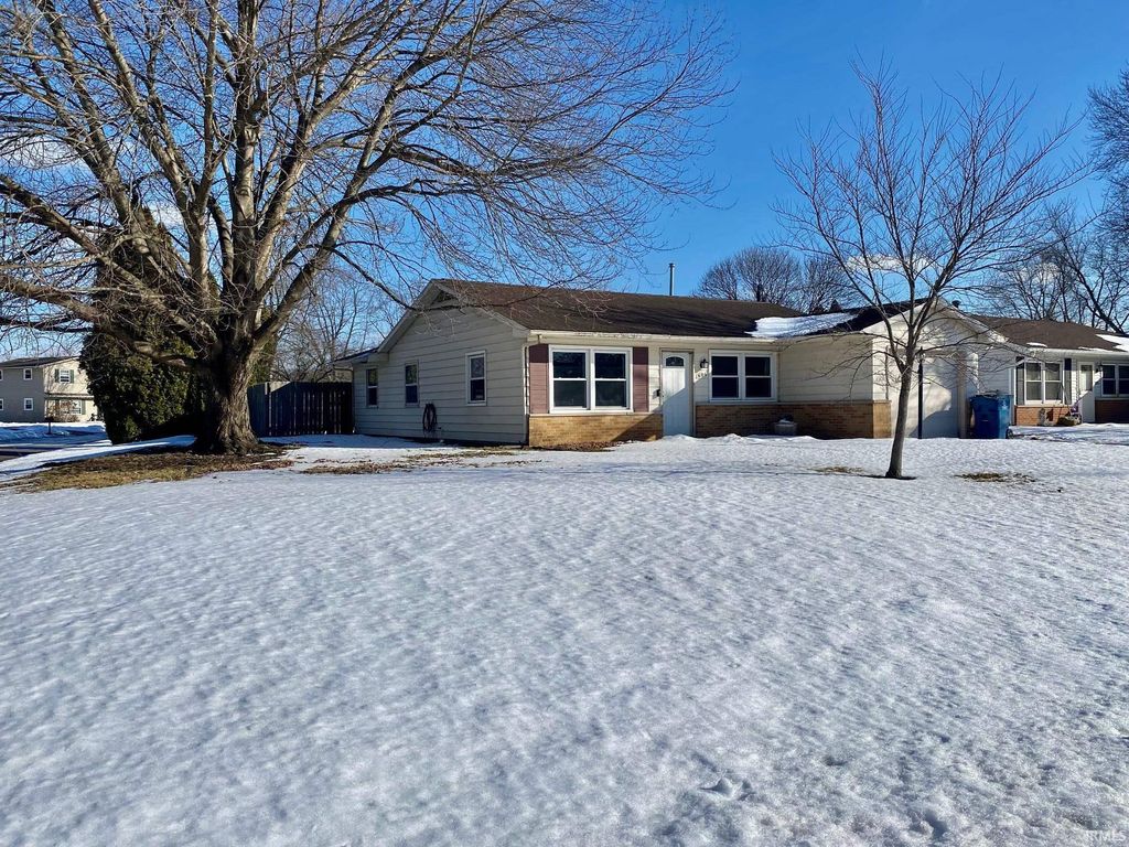 Photo of 1606 Melbourne Drive, New Haven, IN 46774 (MLS # 202604325)
