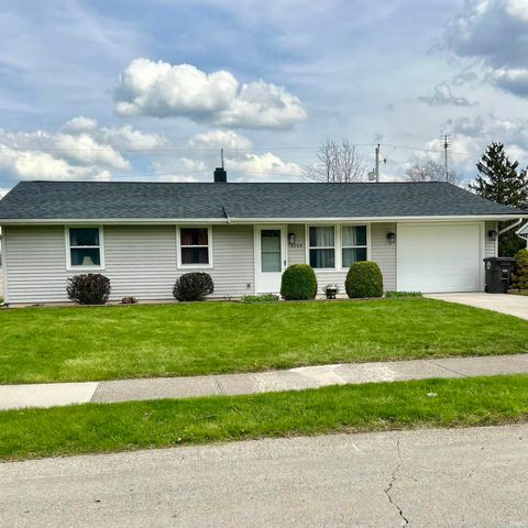 Photo of 4704 Dutchess Lane, Fort Wayne, IN 46835 (MLS # 202612824)